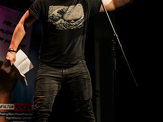 StHörfleck: Ein frohes Fest der wilden Worte!